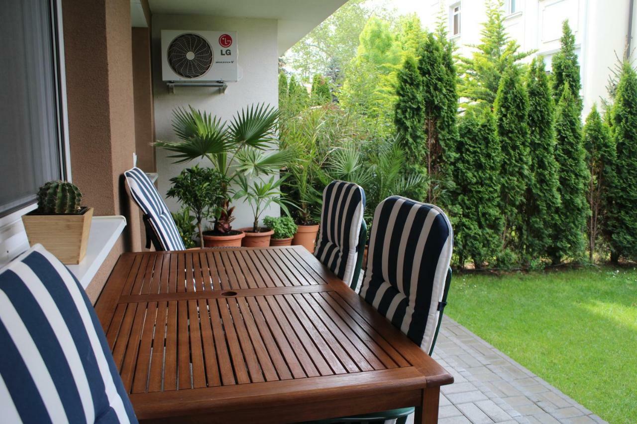Bamboo Wellness Apartment Siofok Exterior photo